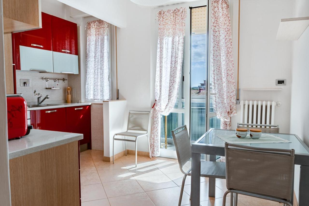 Luxury House Near Train Station Apartment Livorno Exterior photo