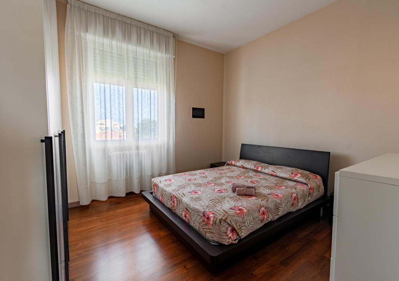 Luxury House Near Train Station Apartment Livorno Exterior photo